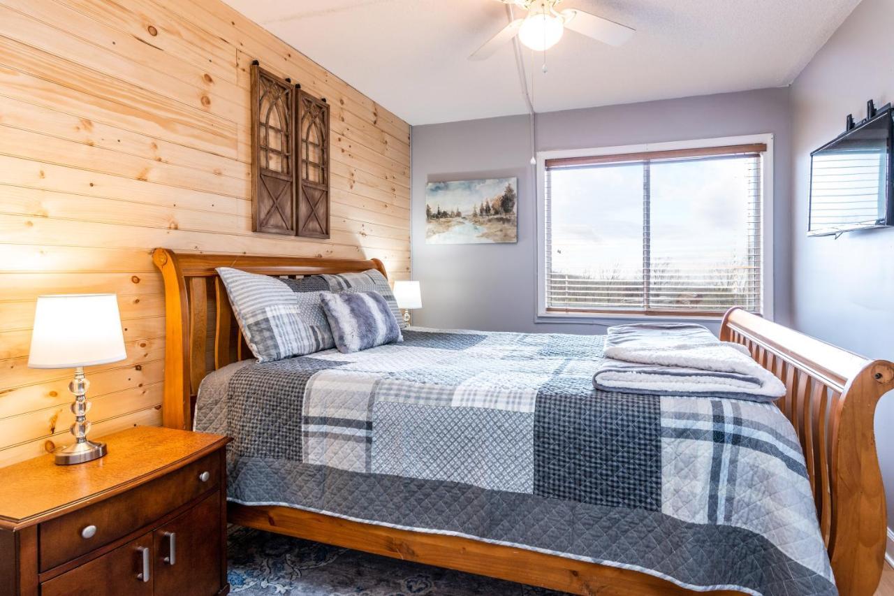 Sky High Views!!-Peak Mountaintop-Outdoor Pool-Close To Downtown-Private Balcony-Wifi-Cable Gatlinburg Exterior foto