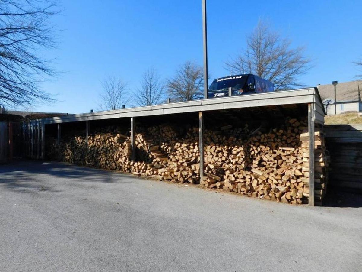 Sky High Views!!-Peak Mountaintop-Outdoor Pool-Close To Downtown-Private Balcony-Wifi-Cable Gatlinburg Exterior foto